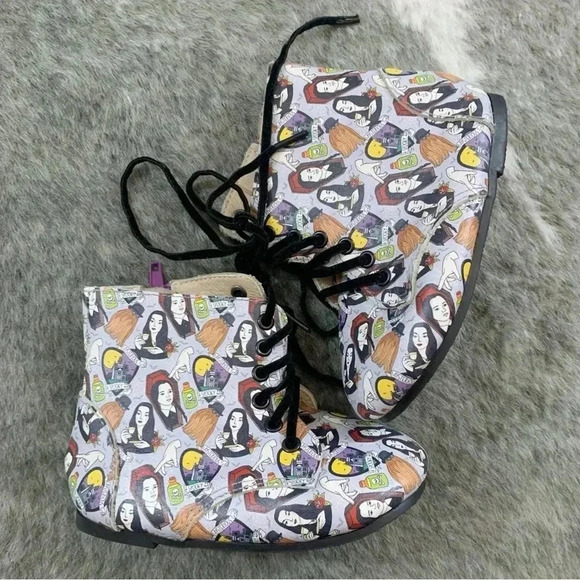 Spellbound Soles Addams Family Boots - Picture 6 of 10